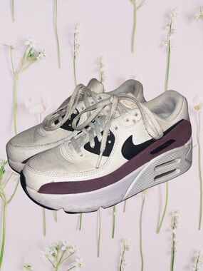 Nike Air Max 90 Women’s White Burgundy Black Sneakers Size 7.5